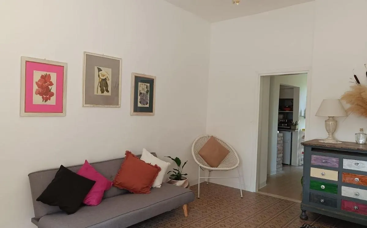 Dom wakacyjny Willa La Casa Nei Vigneti Col Giardino Secreto Mornico Losana Włochy